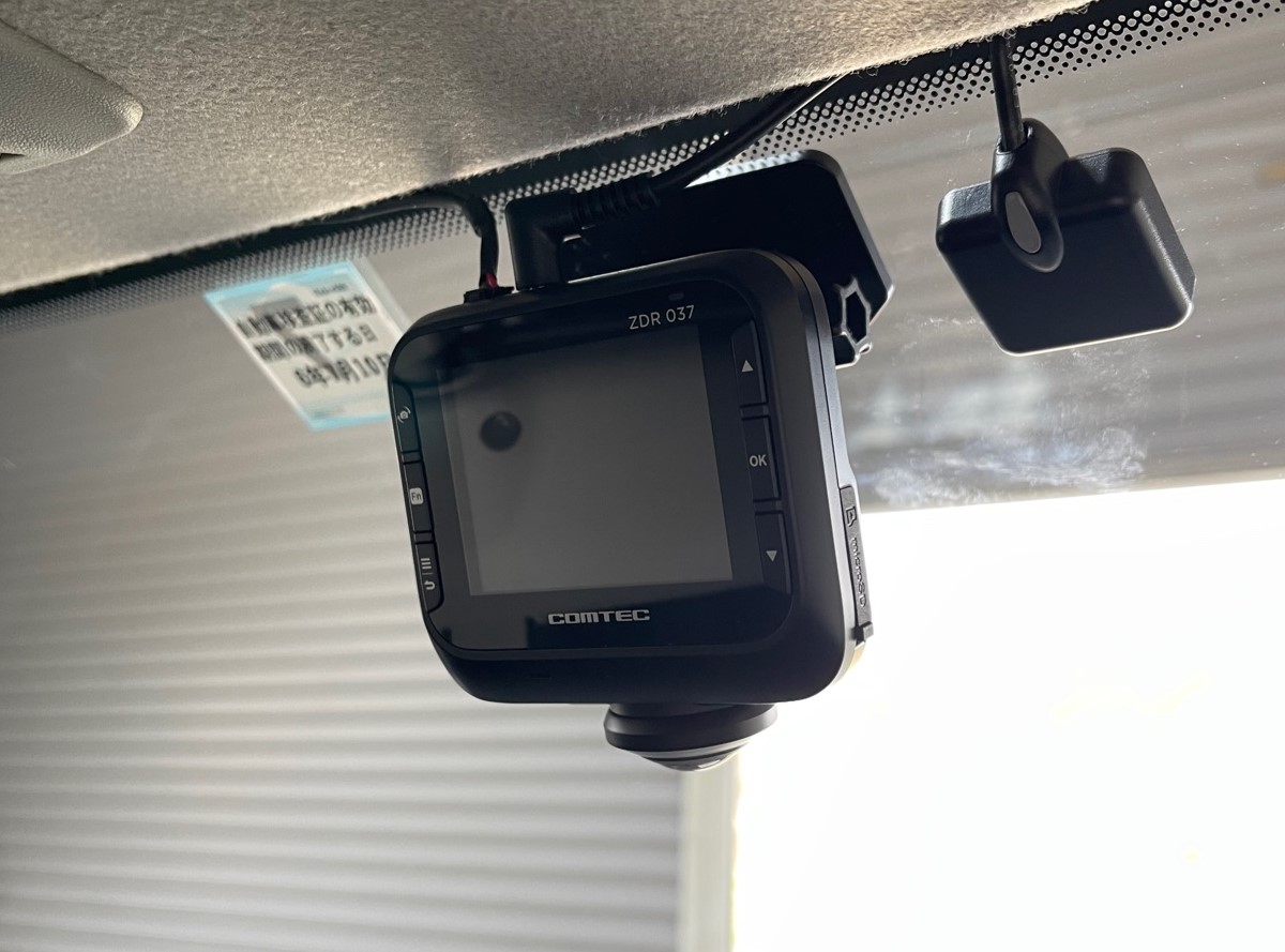 ドライブレコーダー（コムテックZDR037）の取り付け（スズキ