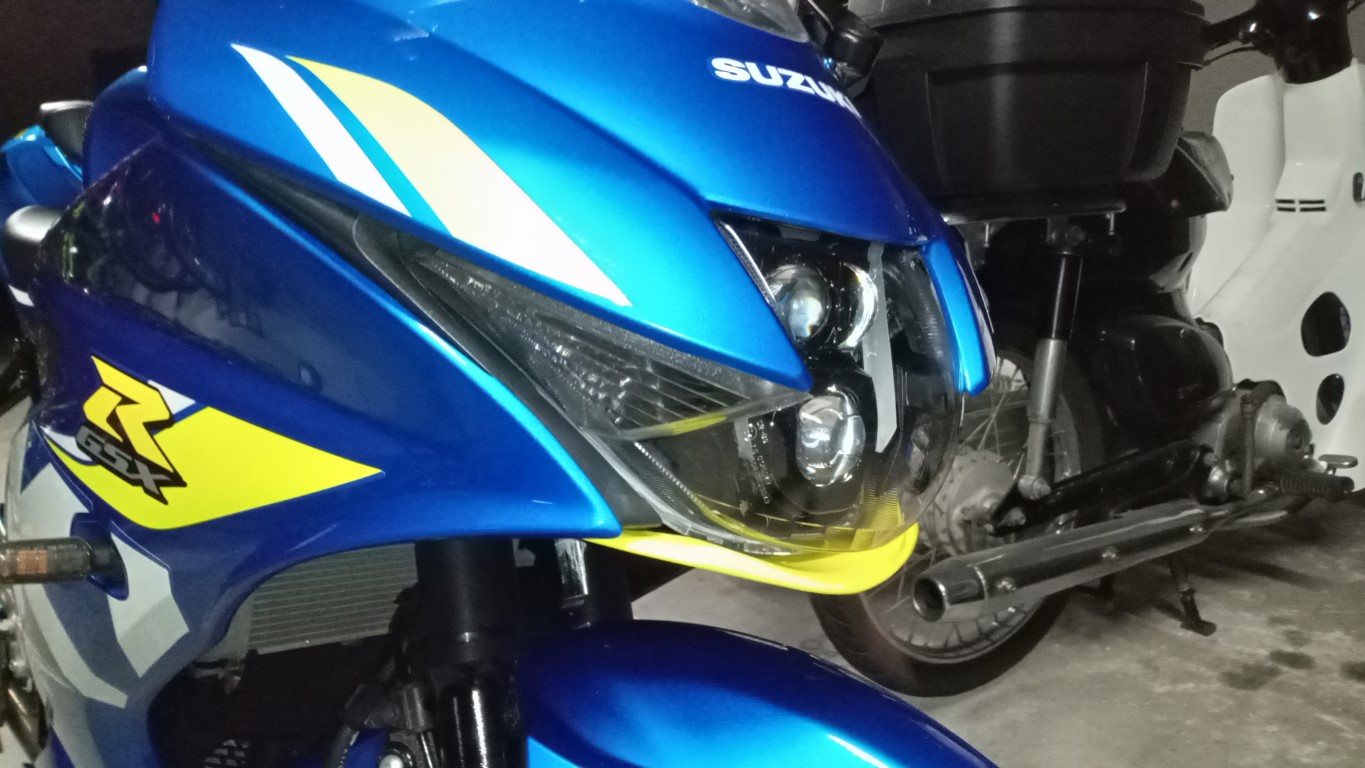 ヘッドライト交換（中身だけ）その3（スズキ GSX-R125）by にしけん