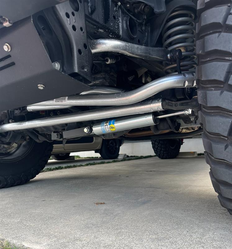 BILSTEINステアリングダンパー取付（ジープ ラングラー・JL）by Smooth