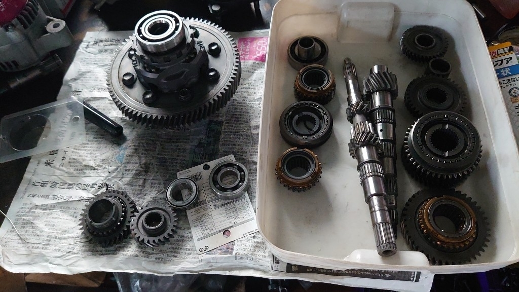 Keiワークスの5MTミッションボックス