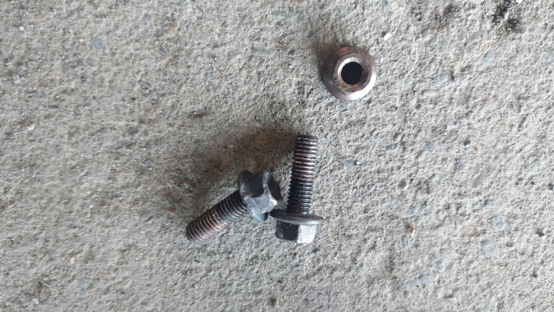 タービンから異音不良タービン取り外し作業！（スズキ ワゴンR