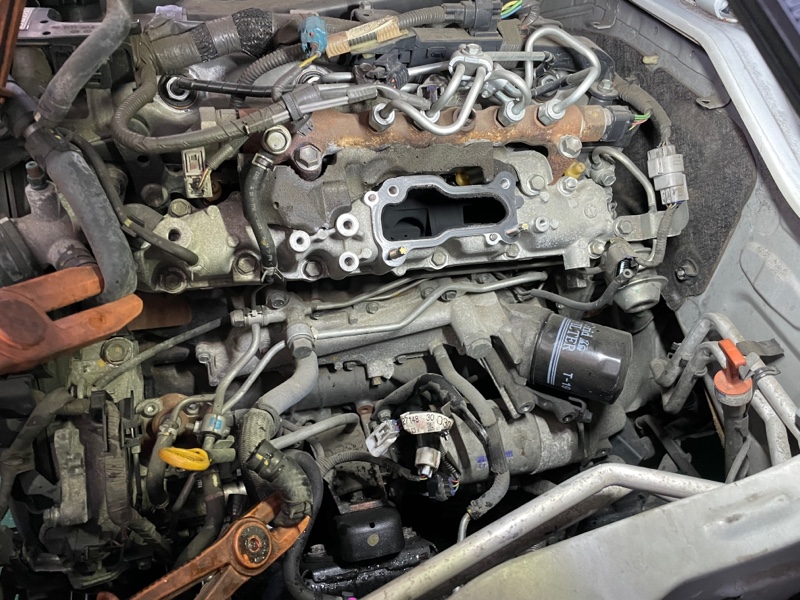 2022.10.09/325,135kmEGRバルブ、EGRクーラー交換（トヨタ ハイエース