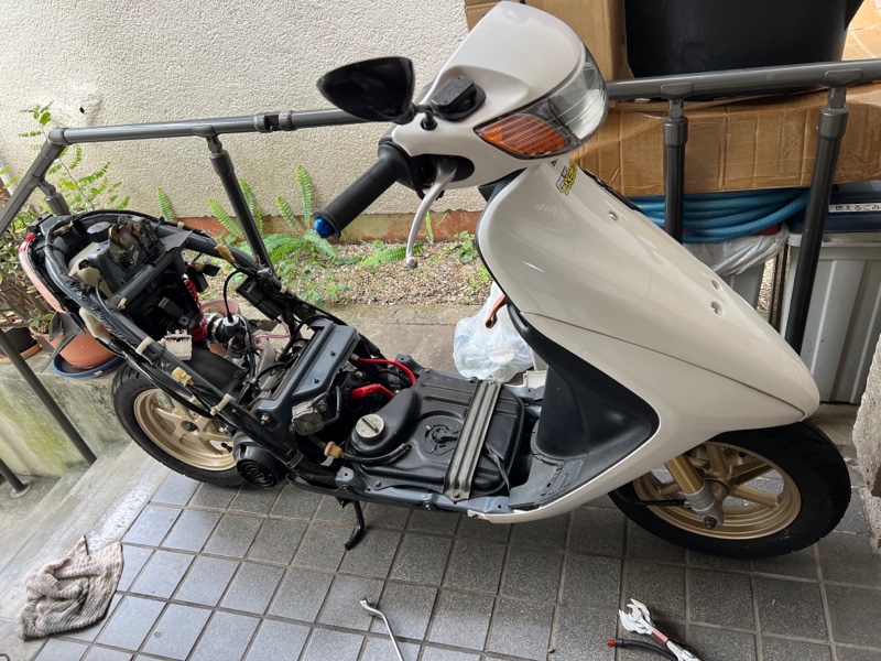 エンジン載せ替え完了（ホンダ ライブディオZX）by がんこおやじ