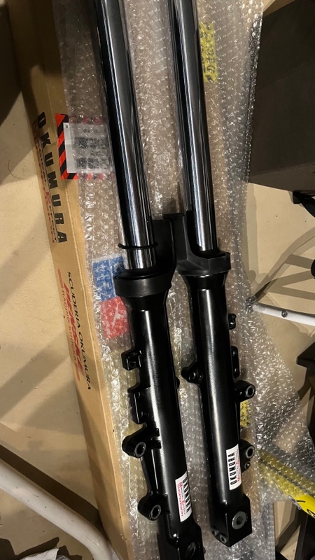 フロントフォークカスタム(スクーデリアオクムラMEカートリッジキット