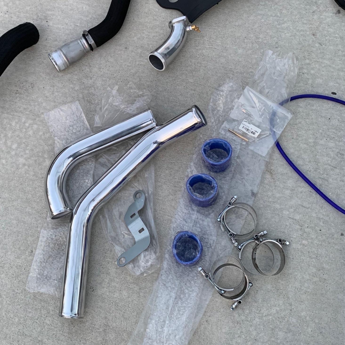 アルミ製インタークーラーパイプ取付（三菱 ランサーエボリューションX