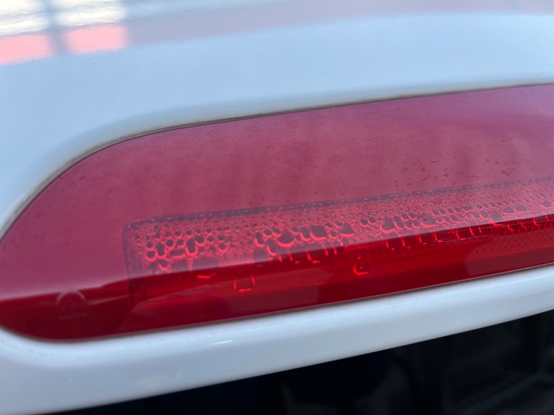 ハイマウントストップランプ交換（ジープ レネゲード・BU/BV）by ま