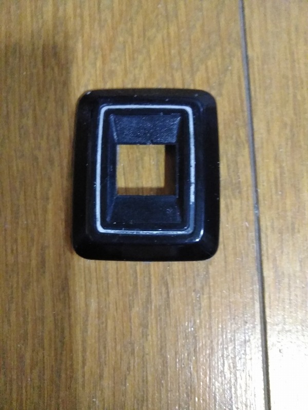 リアパワーウィンドウスイッチの修理（日産 スカイライン・R30）by