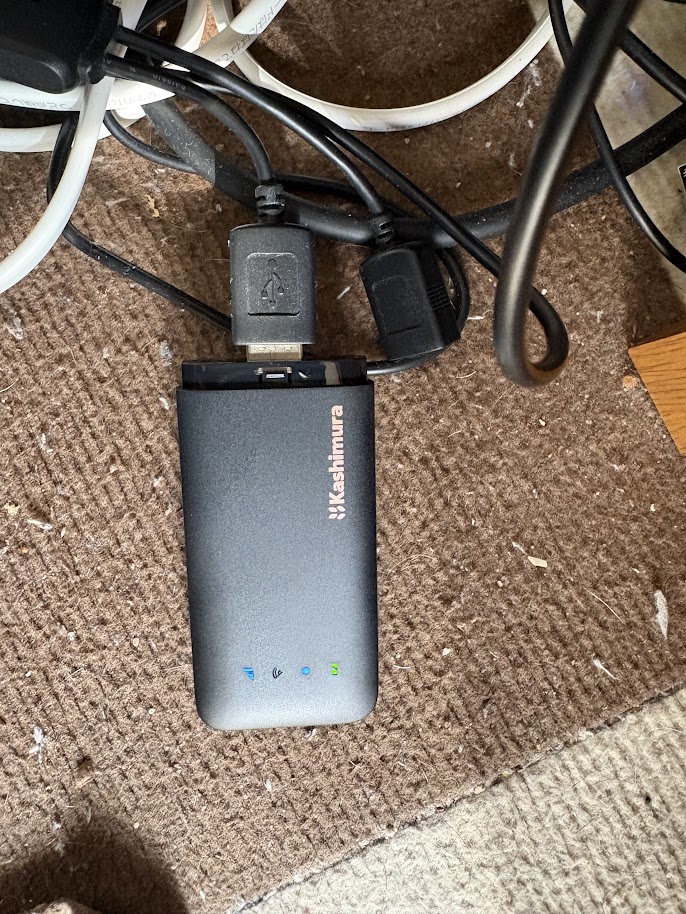 カシムラUSBスティック型Wi-Fiルーター AM-WF001設置（ホンダ グレイス