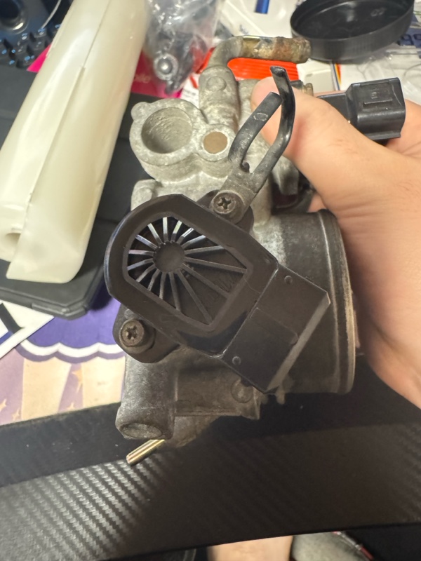 TPS（スロットルポジションセンサー）交換（ハンチング症状3）（三菱