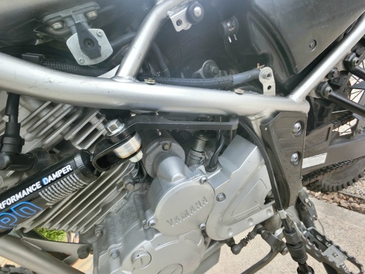 YAMAHAパフォーマンスダンパー取り付け（ヤマハ トリッカー）by masa