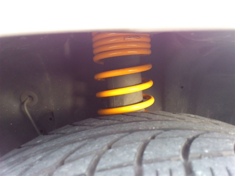 ダウンフォース ZOOM(ズーム)のスプリングの口コミ・パーツレビュー