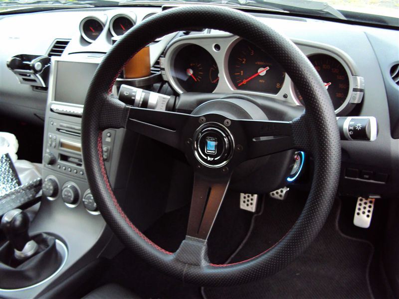 NARDI CLASSIC LEATHER SPORTS TYPE A パンチングレザー レッド