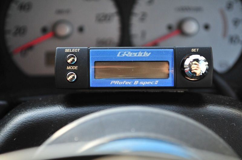 GReddy PRofec B-specⅡ TRUST(トラスト)のブーストコントローラーの