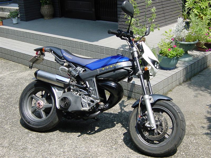 スズキ(純正) ストリートマジック110 純正チャンバー のパーツレビュー