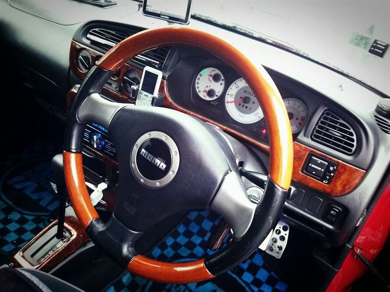 ダイハツ(純正) ウッドコンビステアリング のパーツレビュー