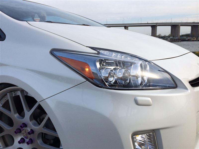 トヨタ(純正) USヘッドライト仕様 現物加工 のパーツレビュー