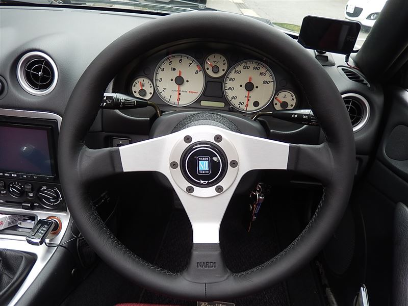 NARDI Gara GARA3 TYPE0 ブラックレザー＆シルバースポーク のパーツ