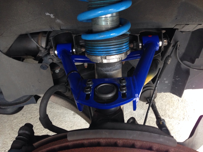 KTS / カインドテクノストラクチャー フロントアッパーアーム のパーツ