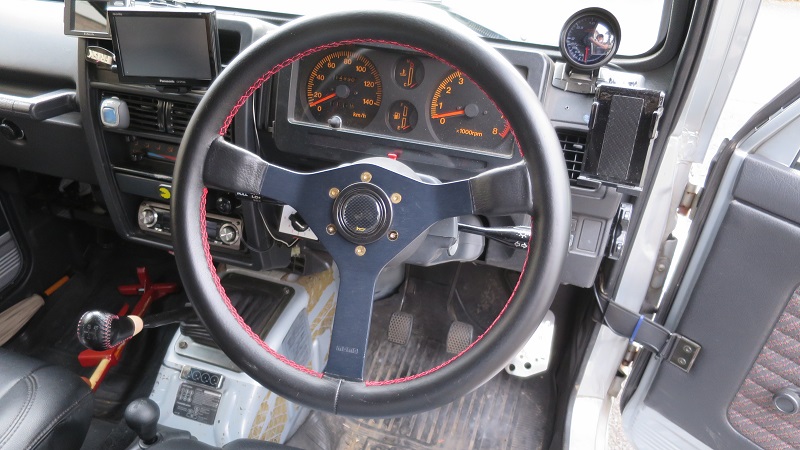 momo ステアリング のパーツレビュー | ジムニー(RIDE-BLUE) | みんカラ