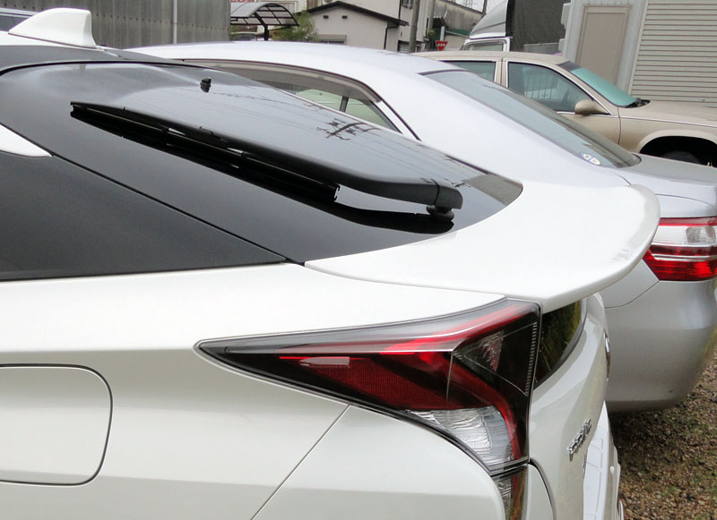 TRD リヤトランクスポイラー のパーツレビュー | プリウス(tataro