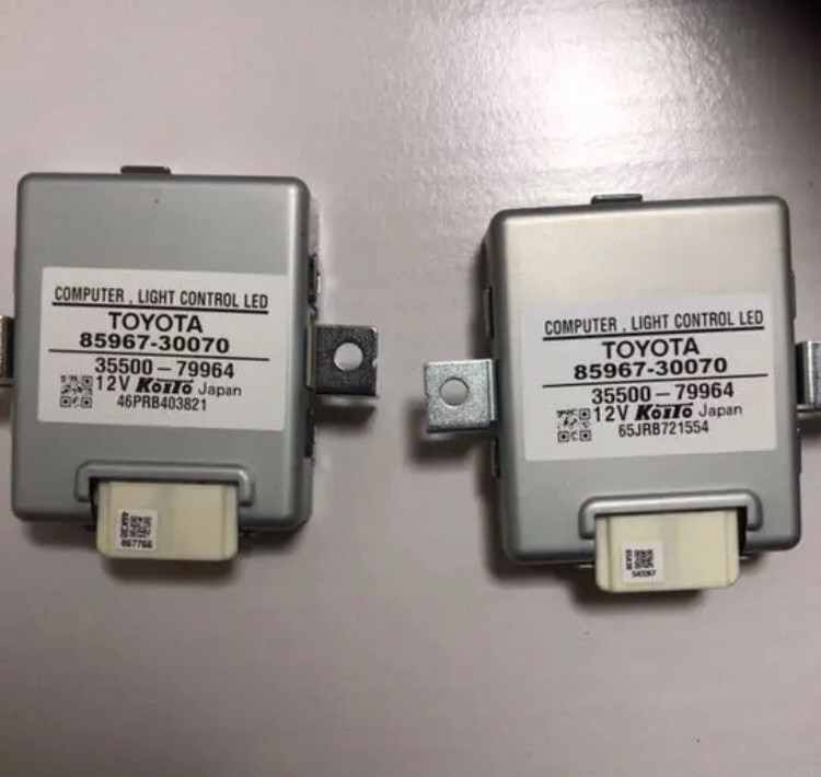 トヨタ 純正 ヘッドランプ ライト コントロール コンピュータ ASSY の