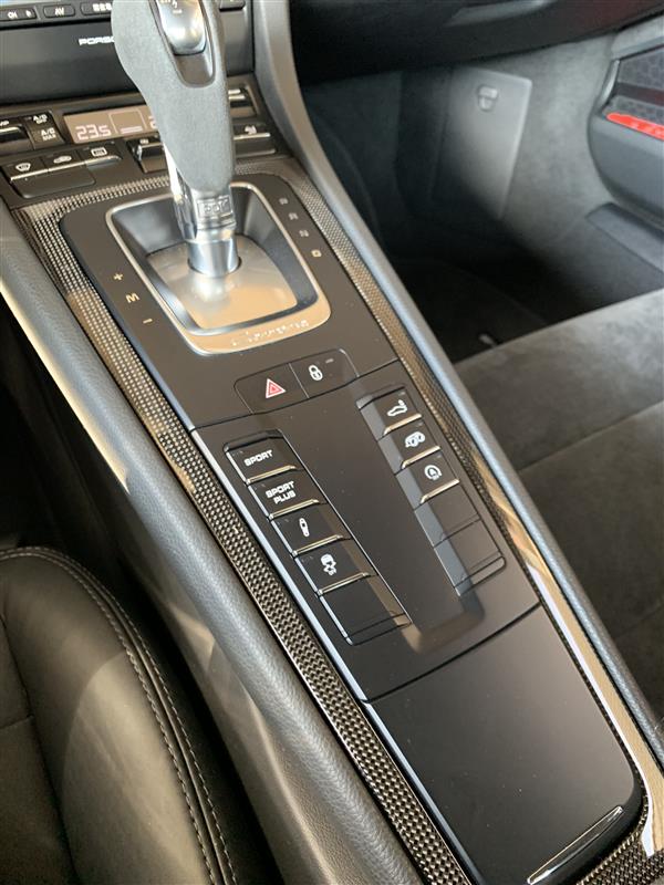 ポルシェ(純正) カーボンセンターコンソール のパーツレビュー | 911