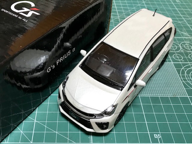 トヨタ(純正) カラーサンプルミニカー のパーツレビュー | プリウスα