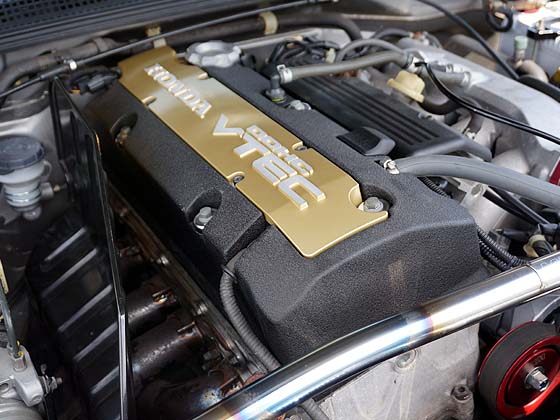 ホンダ S2000 AP2 エンジン ヘッドカバー 再塗装品 ゴールド ホンダ