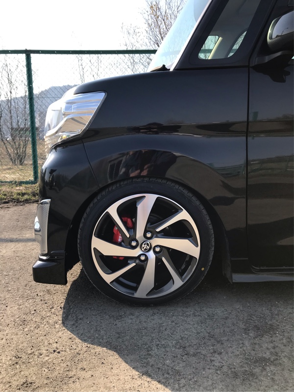 トヨタ アクア クロスオーバー 純正ホイール のパーツレビュー