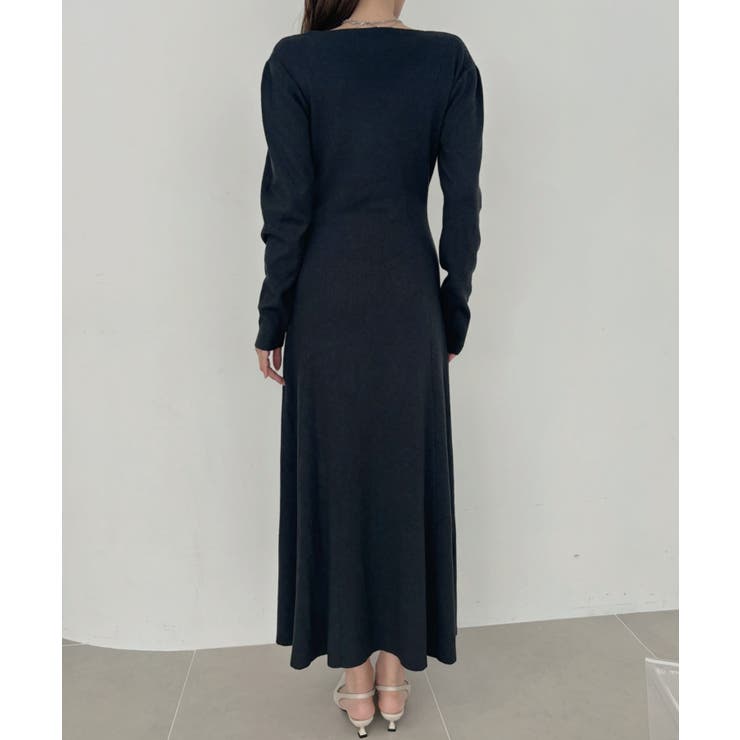 プリンセスライン Vネック 美シルエット ニットワンピース[品番