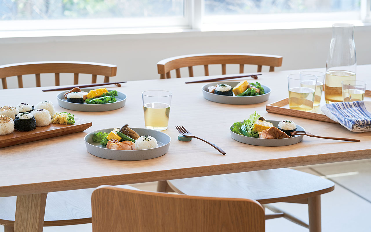 割れない、レンジ対応の応量器 | フィットディッシュセット - tak. -