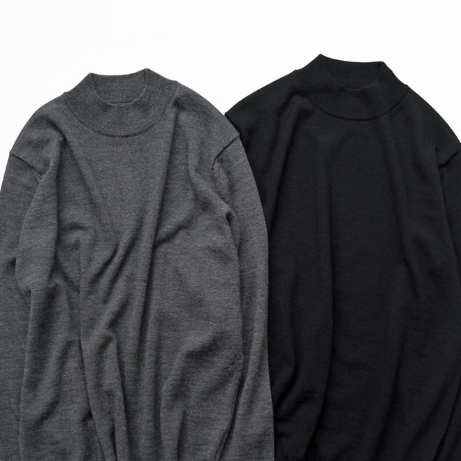 MOONCASTLE – 12G Lightweight Merino Wool Mockneck.