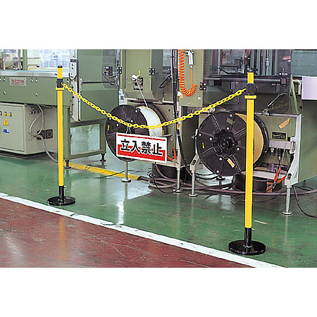 チェーン吊り下げ標識 関係者以外立入禁止 (811-91) - 安全用品・工事