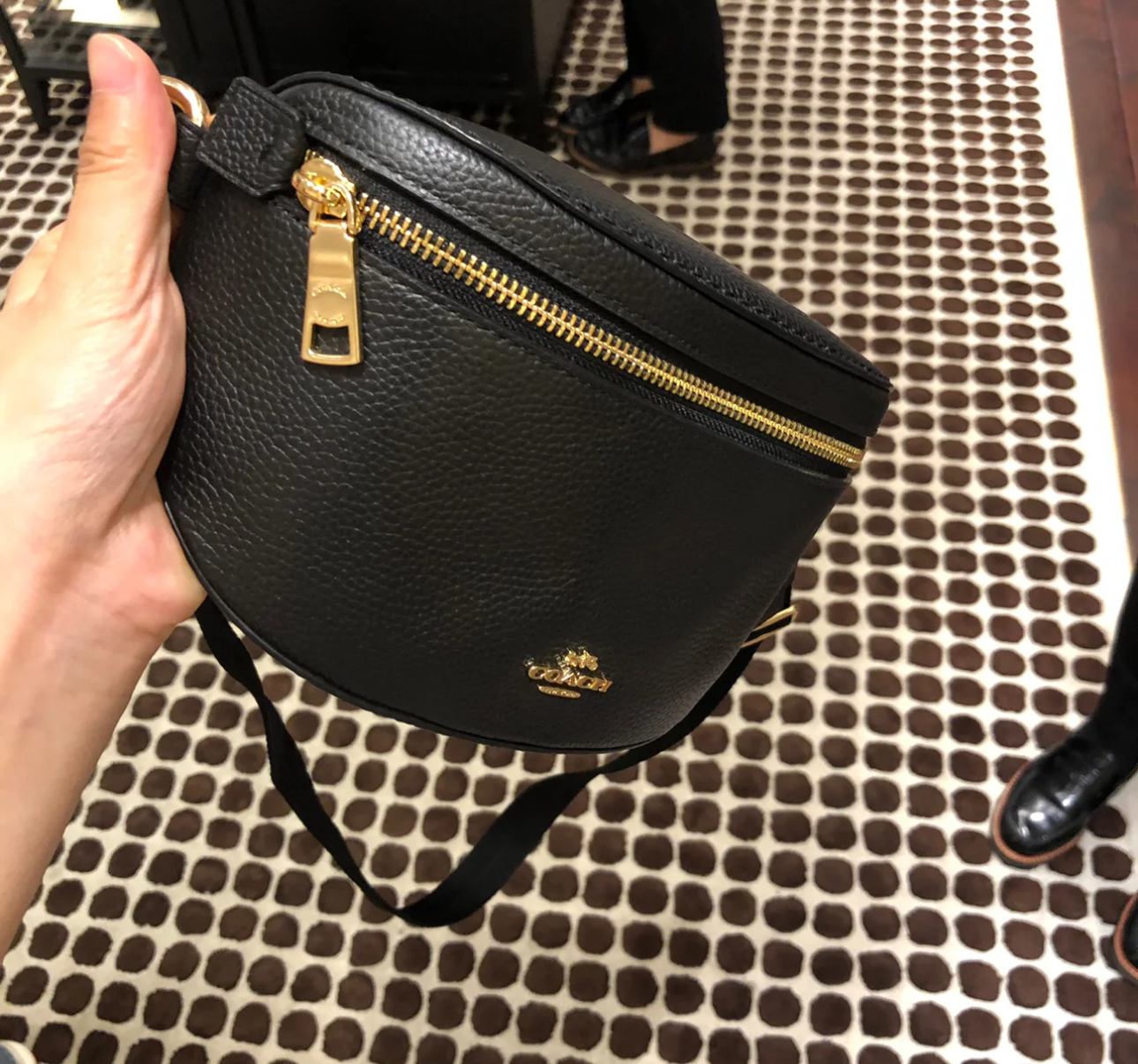 Coach Polished Pebble Bethany Belt Bag In Black – CaneeeUstoMy