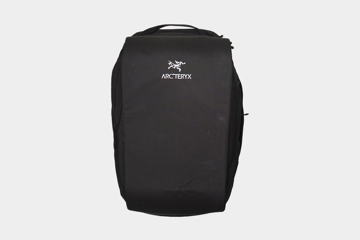 Arc'teryx Blade 28 Travel Backpack | Review: 7.5/10 | Pack Hacker