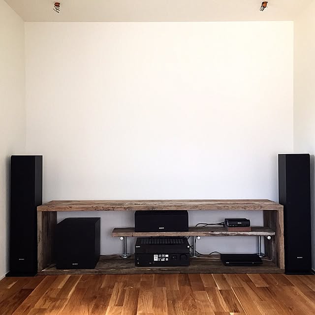 ホームシアター センタースピーカーのおすすめ商品とおしゃれな実例