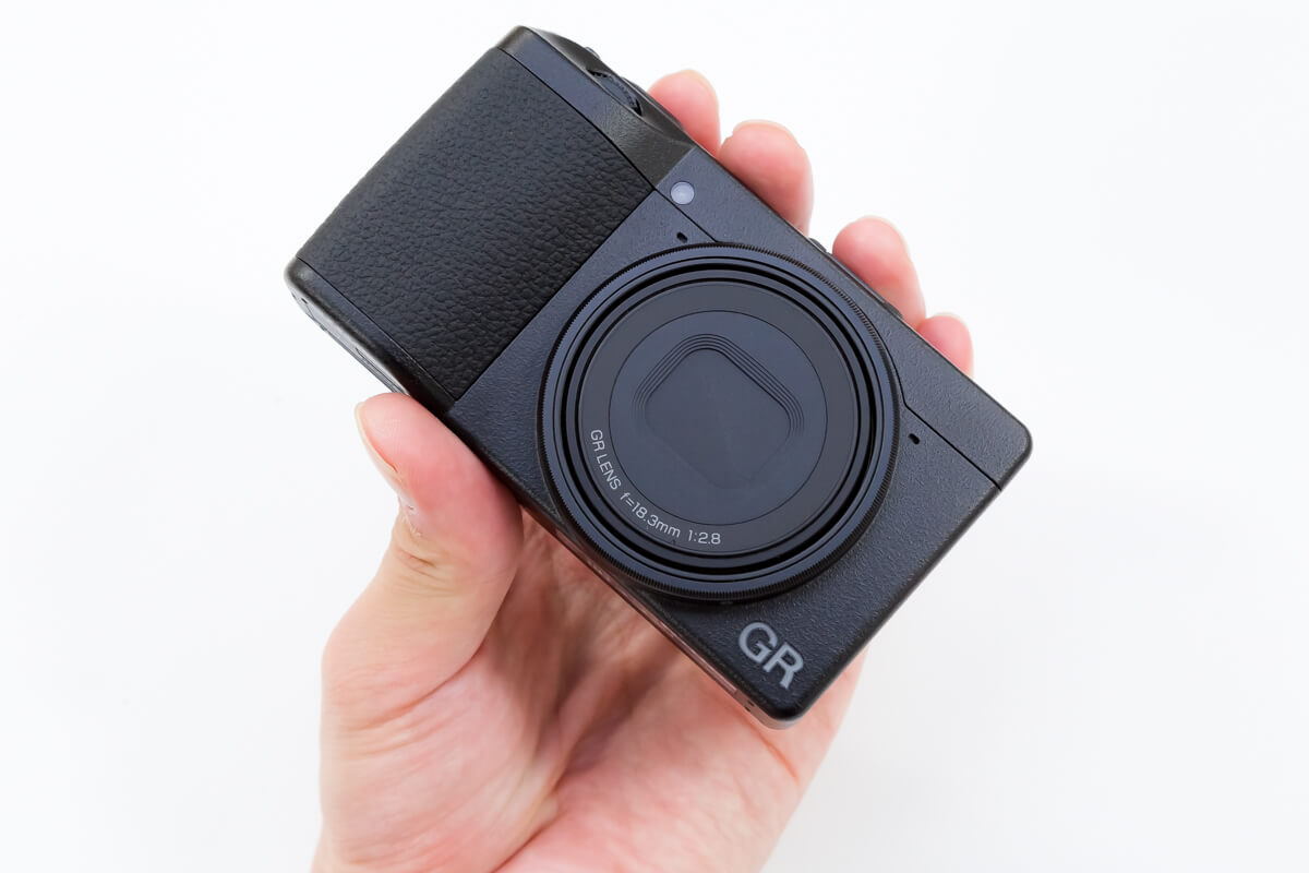 RICOH GR III(GR3)実写レビュー。待望の最新高級コンデジの実力を作例