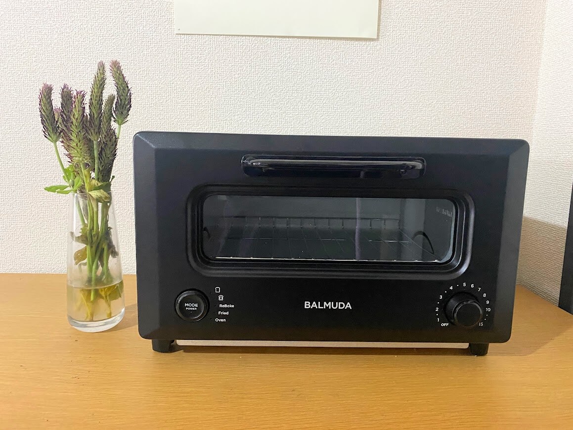 BALMUDA Rebakerをレビュー！総菜パンや揚げ物が劇的においしくなる