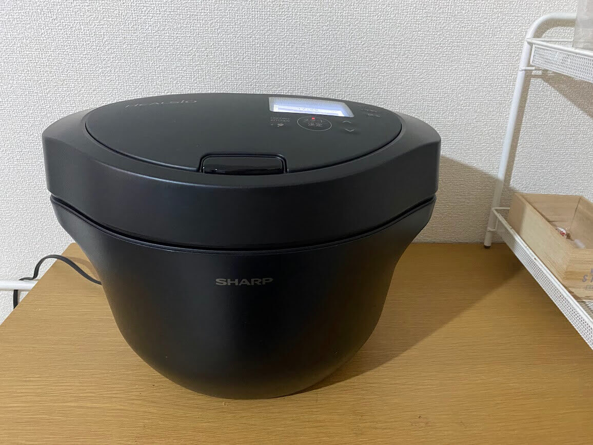 シャープ ホットクック KN-HW24Hをレビュー！レシピ数も機能性もアップ