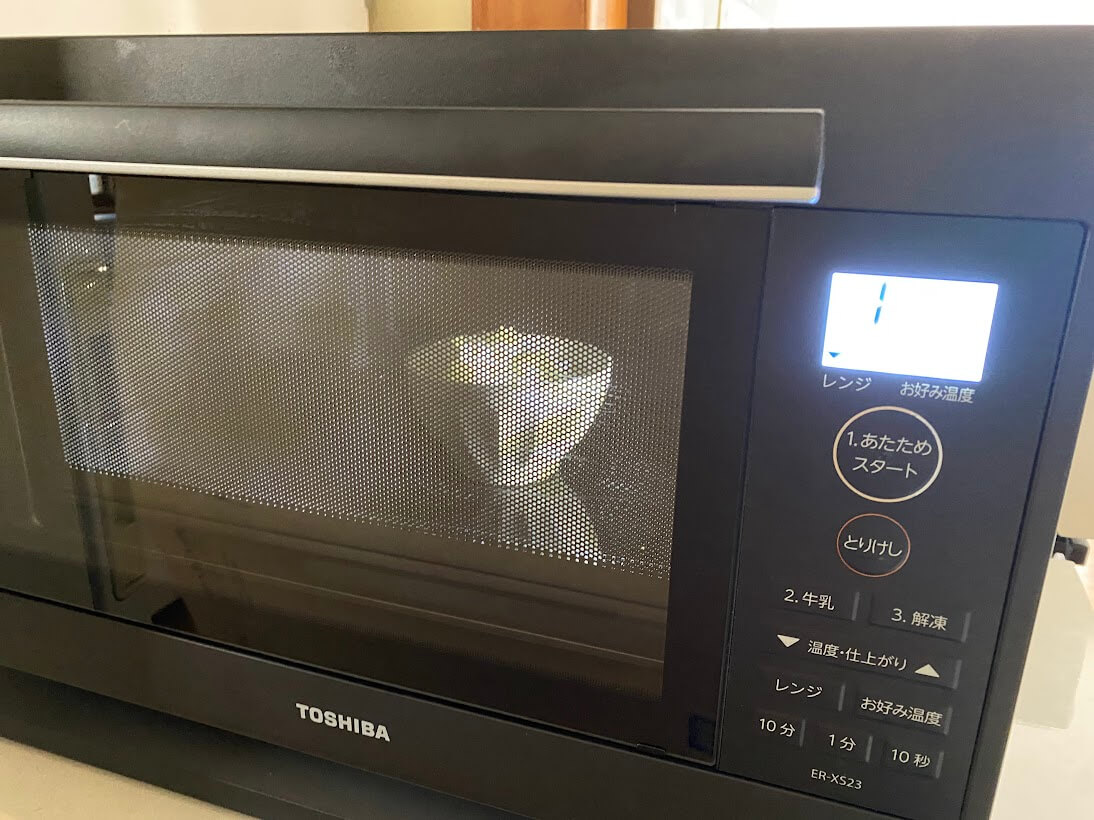 東芝 ER-XS23 単機能電子レンジを実機レビュー。とにかく使いやすい
