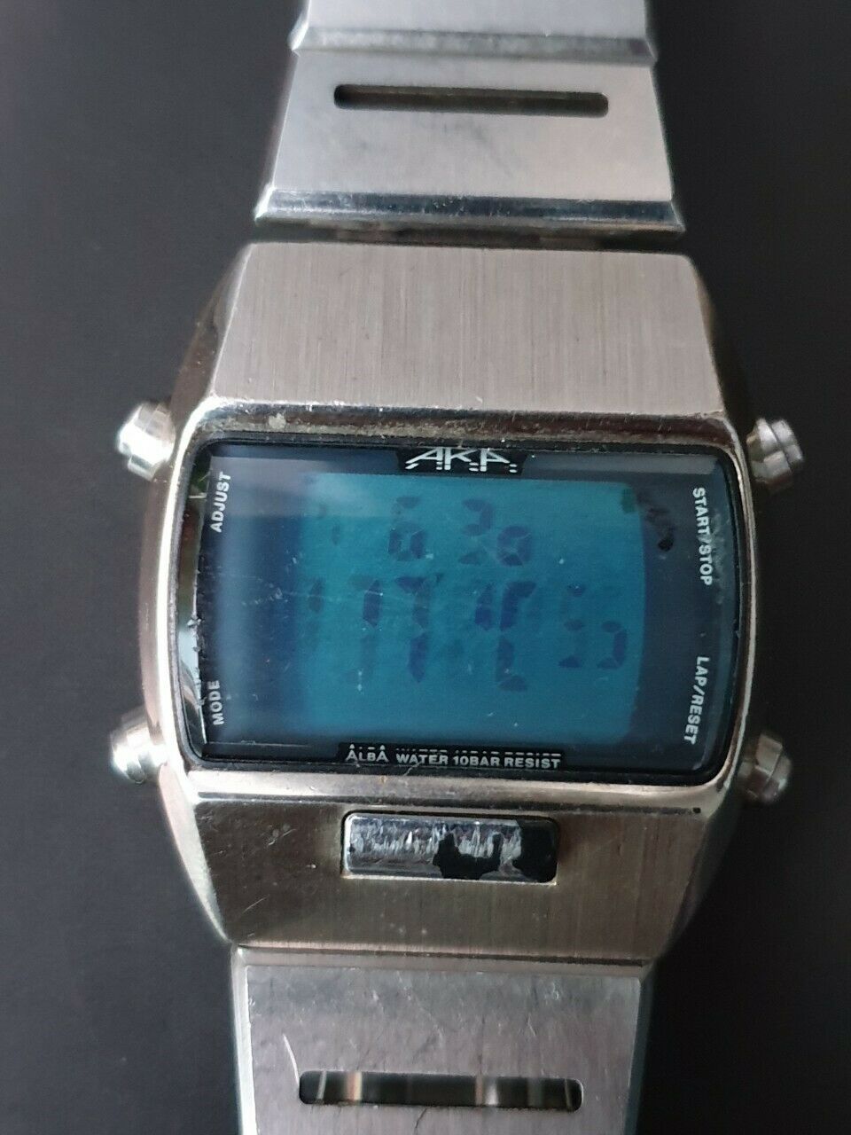 Vintage Seiko Alba Aka W620-4130 Mens LCD Digital Watch