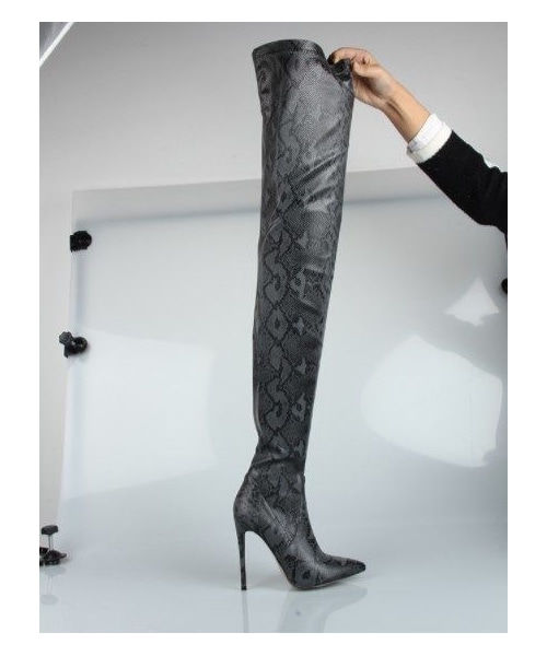 no brand（ノーブランド）の「【Perixir】パイソン柄 ニーハイブーツ