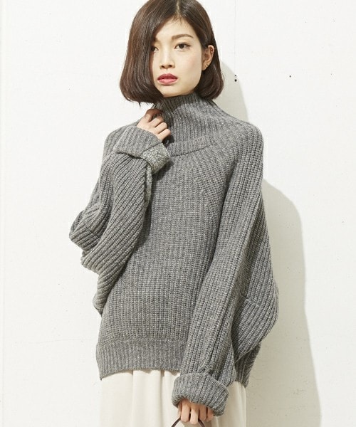 TOGA PULLA（トーガ プルラ）の「TOGA PULLA リブニットプルオーバー