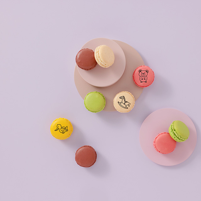 ダロワイヨ[DALLOYAU]のマカロン12個詰合せ｜お祝い・ギフトのお返し