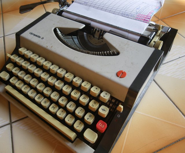 送料無料】台湾 【昔】初期の和文タイプライター#R OLD-TIME - Pinkoi