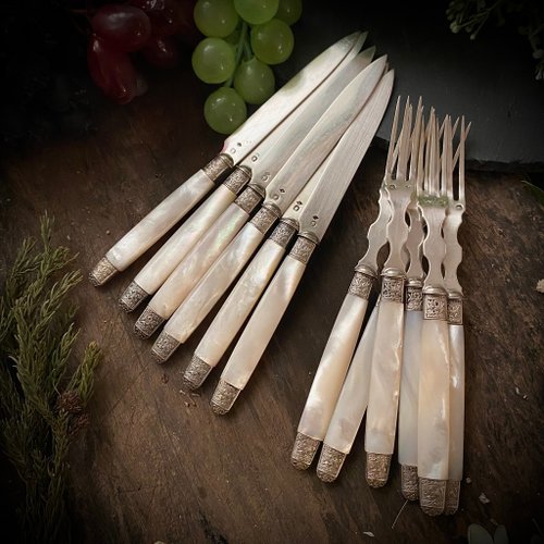 フランス ルイ16世様式 マザーオブパールハンドル 純銀製フルーツ