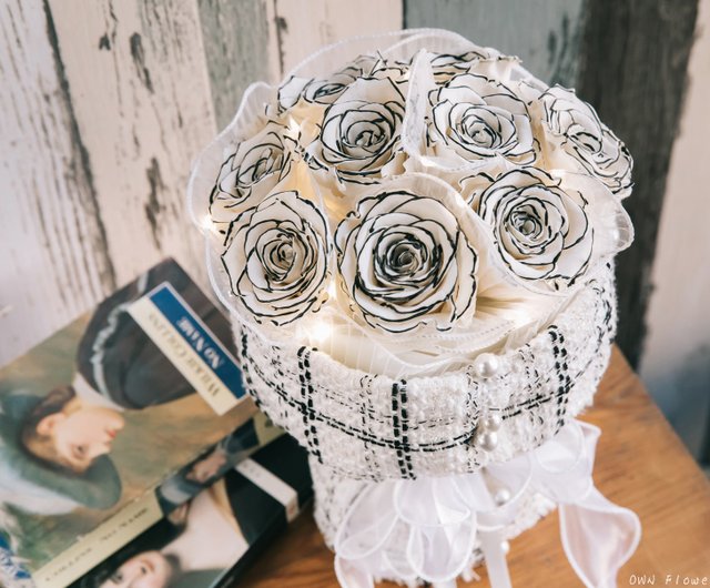 台湾 小さな香りの花束/シャネル ブーケ/シャネル ローズ/永遠の花の