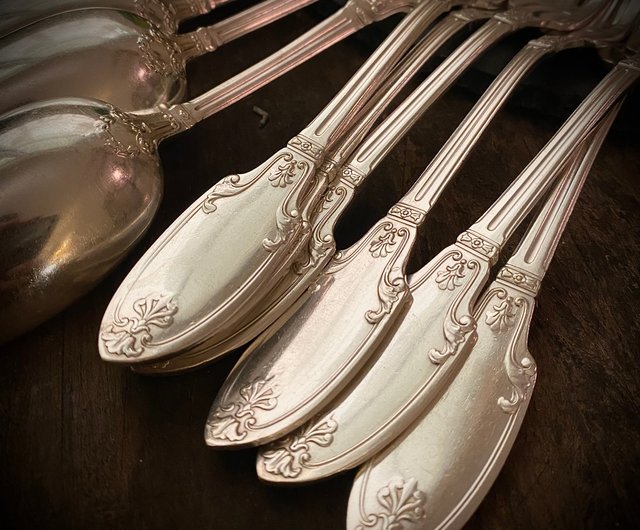 台湾 フランス ルイ 16 世様式 SFブロンズシルバーローマ柱 溝付き