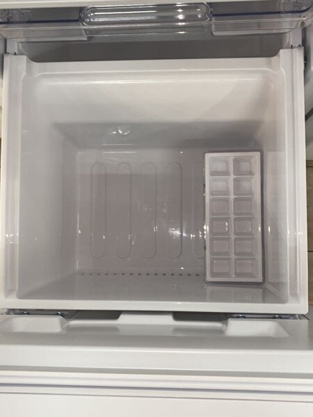 SHARP(シャープ) / 冷蔵庫・冷凍庫 SJ-D18J-W | 中古品の販売・通販