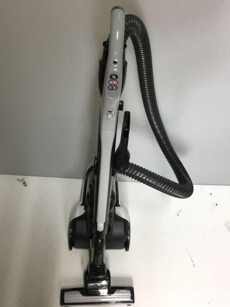 HITACHI(ヒタチ) / 掃除機 パワかるサイクロン CV-SV90K W | 中古品の